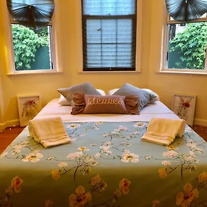 Apartamento “beautiful Space” 10 Mtos Airport Jfk The, Nueva York